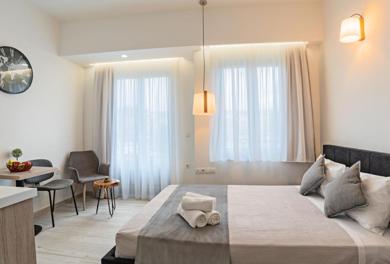 White & Gray Apartment Rethimno Eksteriør billede